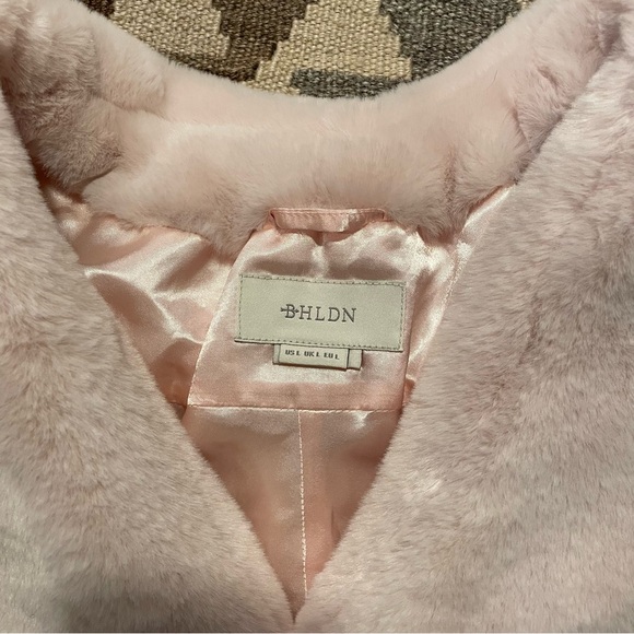 BHLDN faux fur shrug capelet NWT - Picture 3 of 6